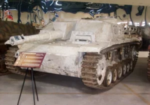 SturmHaubitze 42 - WalkAround