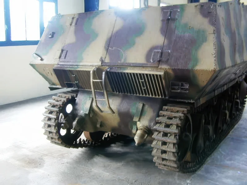 10.5cm LEFH18(Sf) auf Geschutzwagen 39H 05