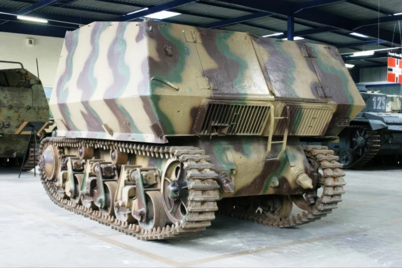 10.5cm LEFH18(Sf) auf Geschutzwagen 39H 06