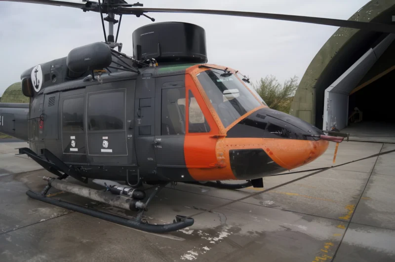 Agusta-Bell AB.212ASW 01