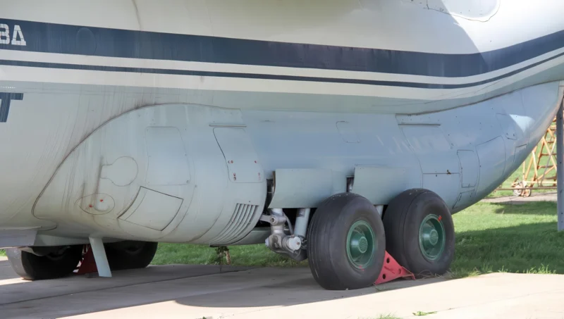 Antonov An-71 Madcap AWAC 07