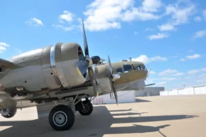 B-17F Flying Fortress - WalkAround