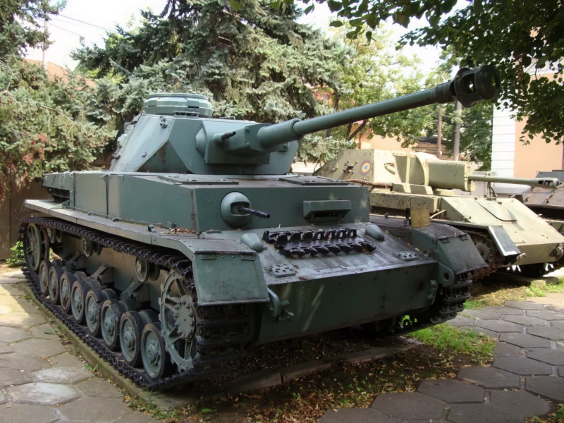 Pansar IV