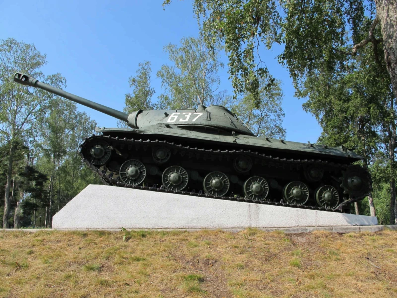 IS-3