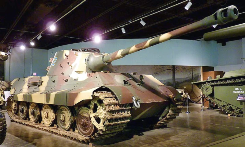 Panzerkampfwagen VI Königstiger